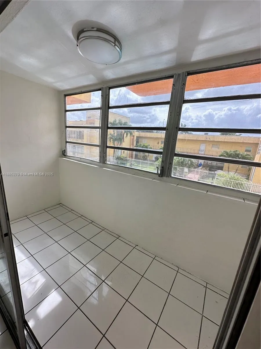 1555 W 44th Pl, #234