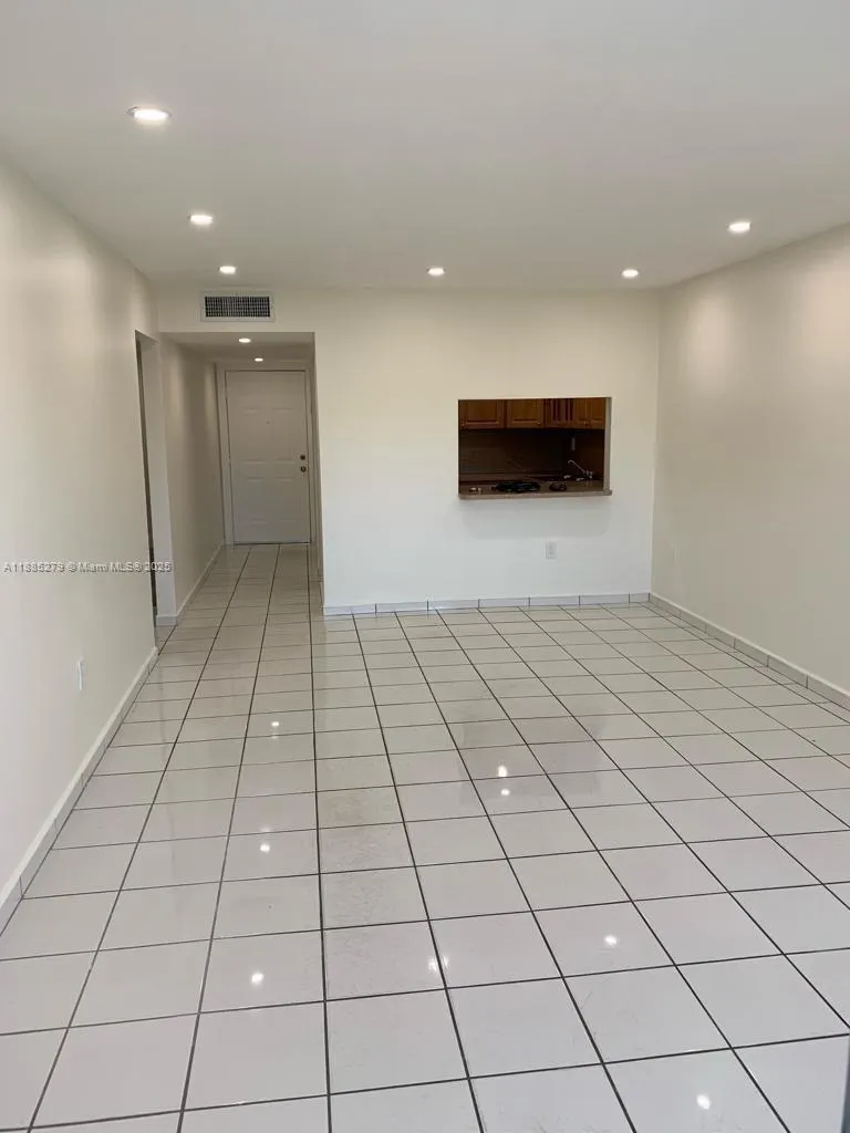 1555 W 44th Pl, #234