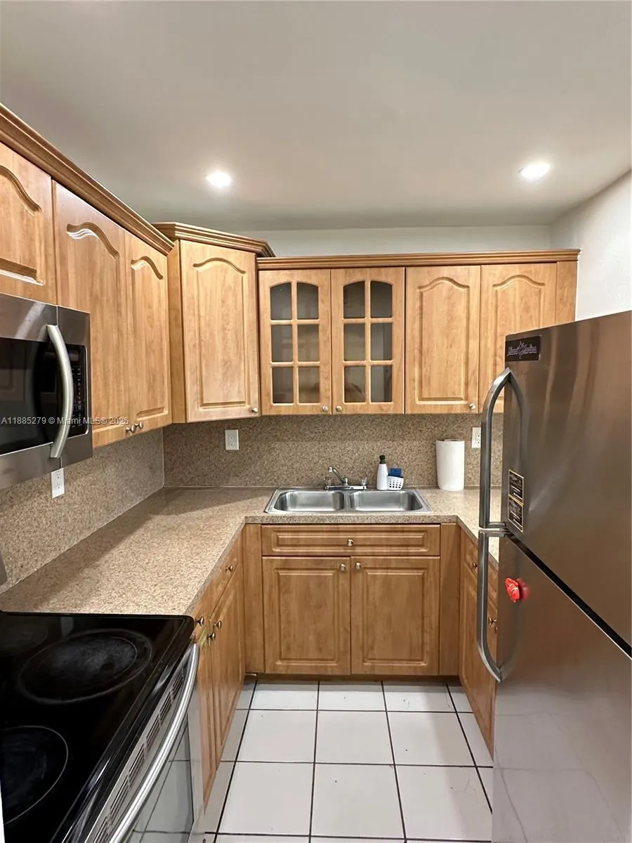 1555 W 44th Pl, #234