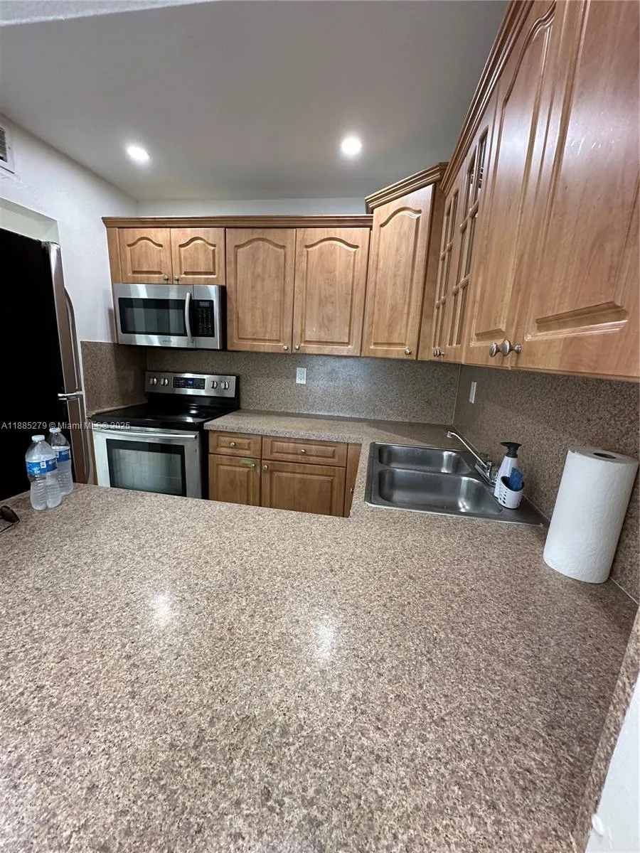 1555 W 44th Pl, #234