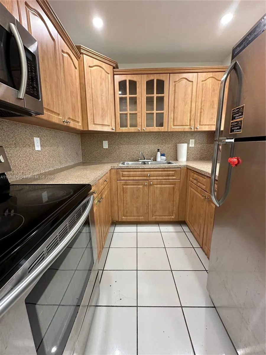 1555 W 44th Pl, #234