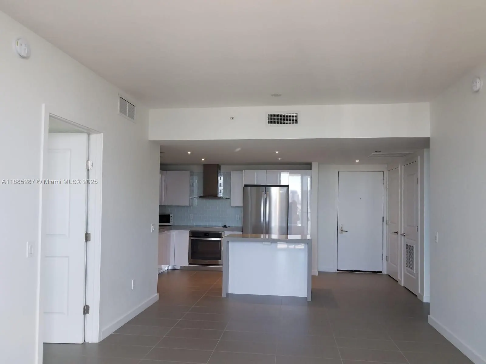 1600 NE 1st Ave, #3509