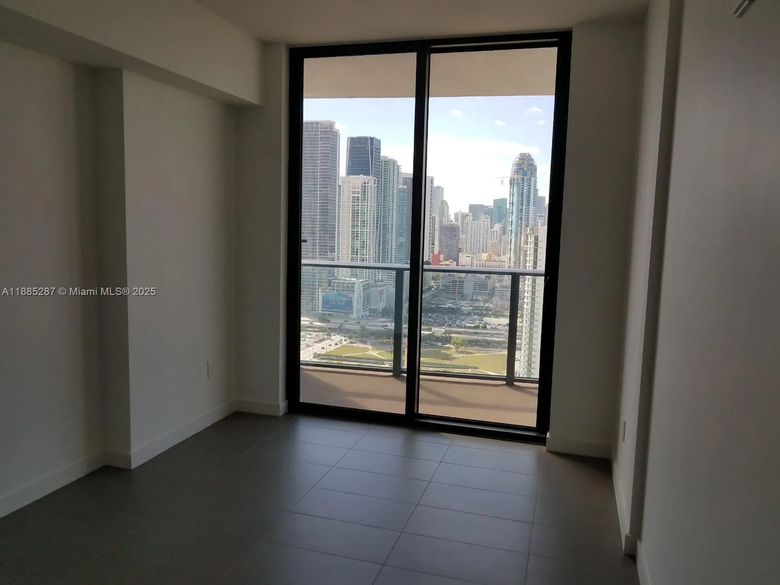 1600 NE 1st Ave, #3509