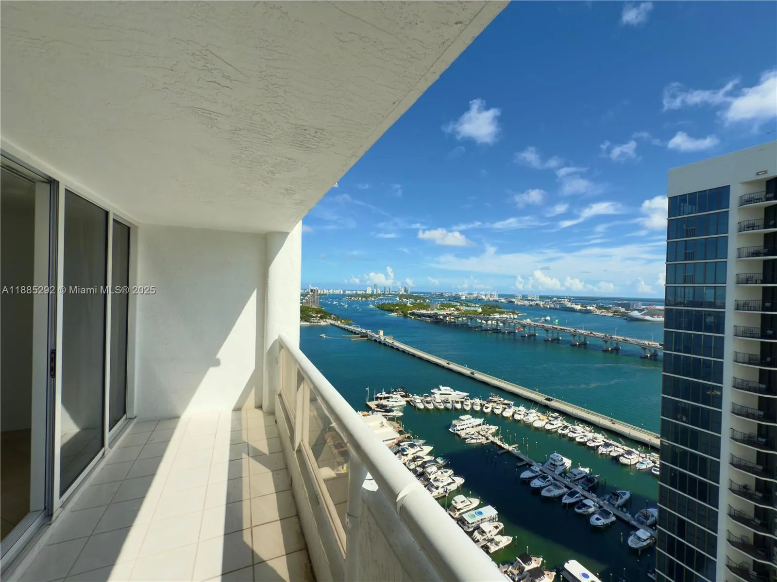 1717 N Bayshore Dr, #A-3046