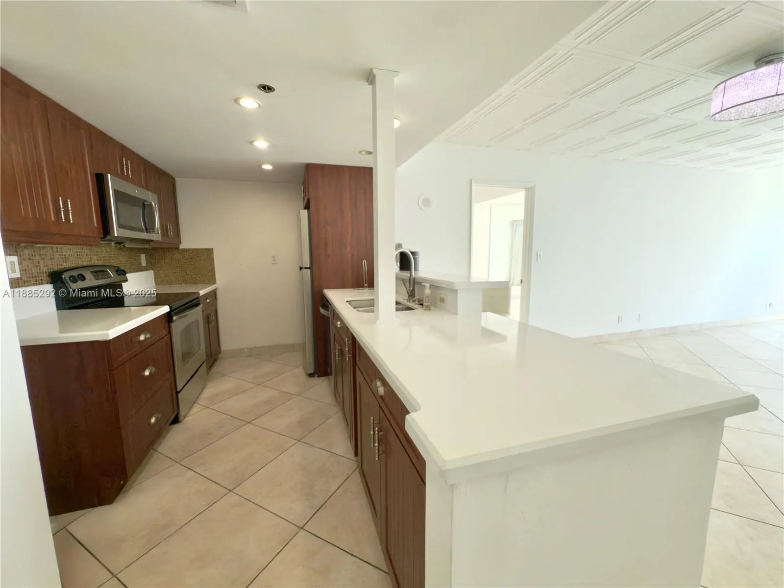 1717 N Bayshore Dr, #A-3046