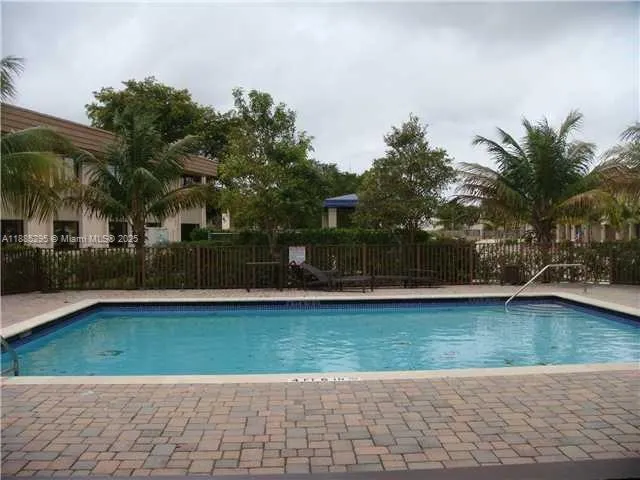 1024 NE 207th Ter, #1024
