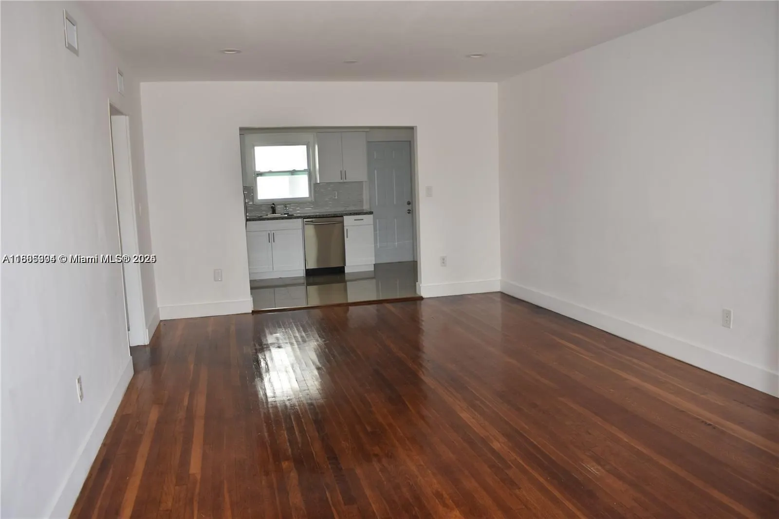 9760 Bay Harbor Ter, #2