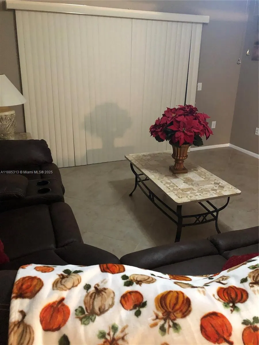 12550 SW 15th St, #307E