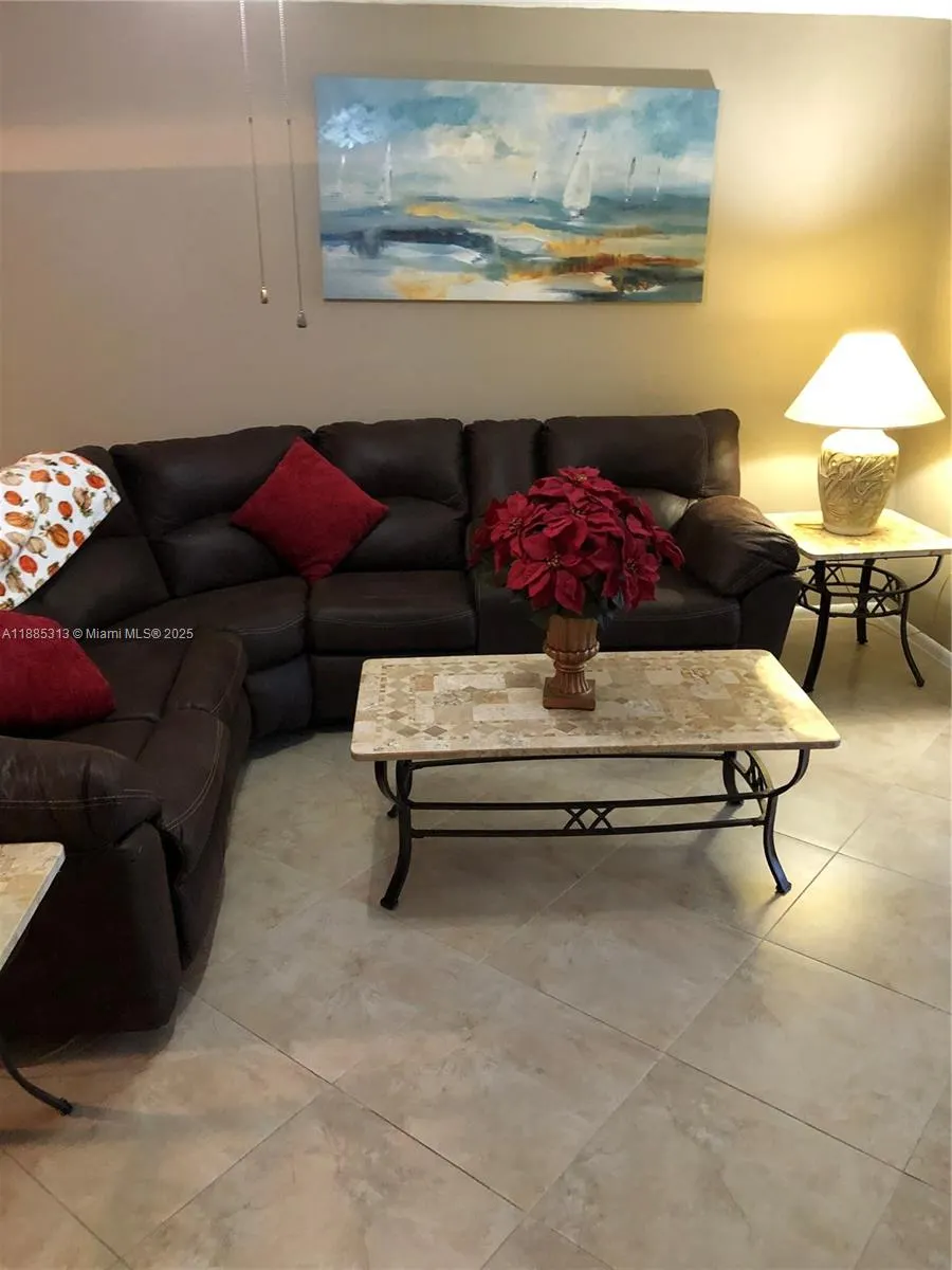 12550 SW 15th St, #307E