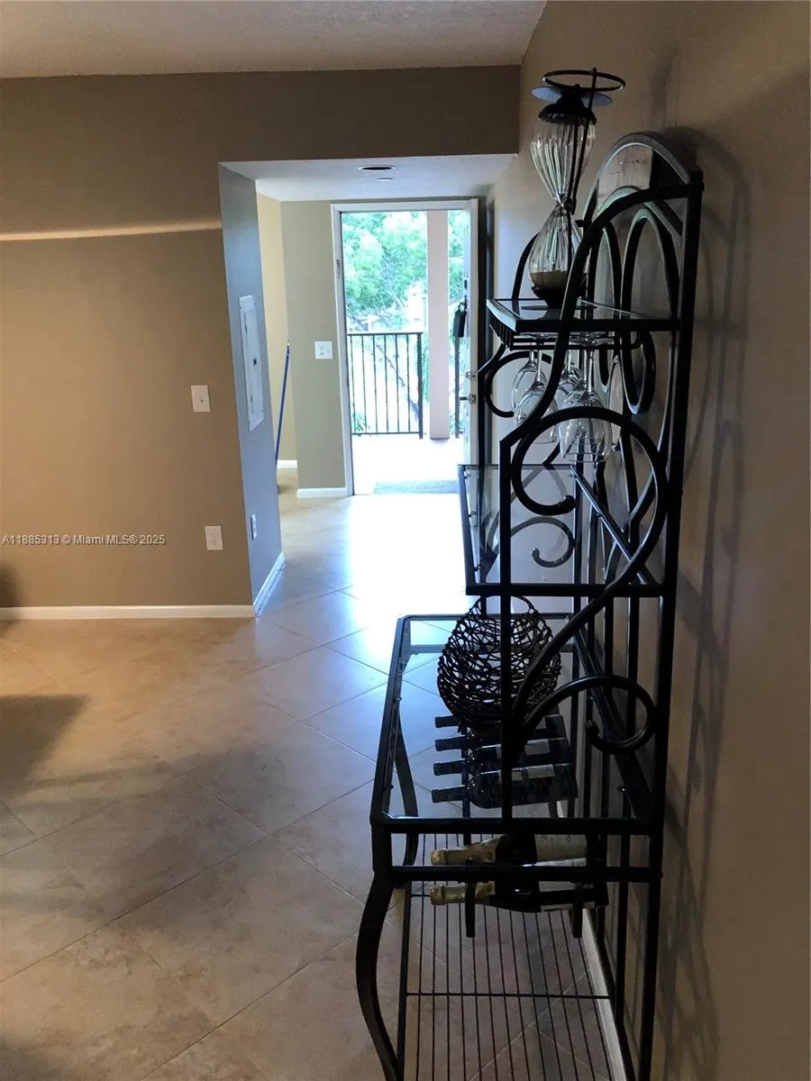 12550 SW 15th St, #307E