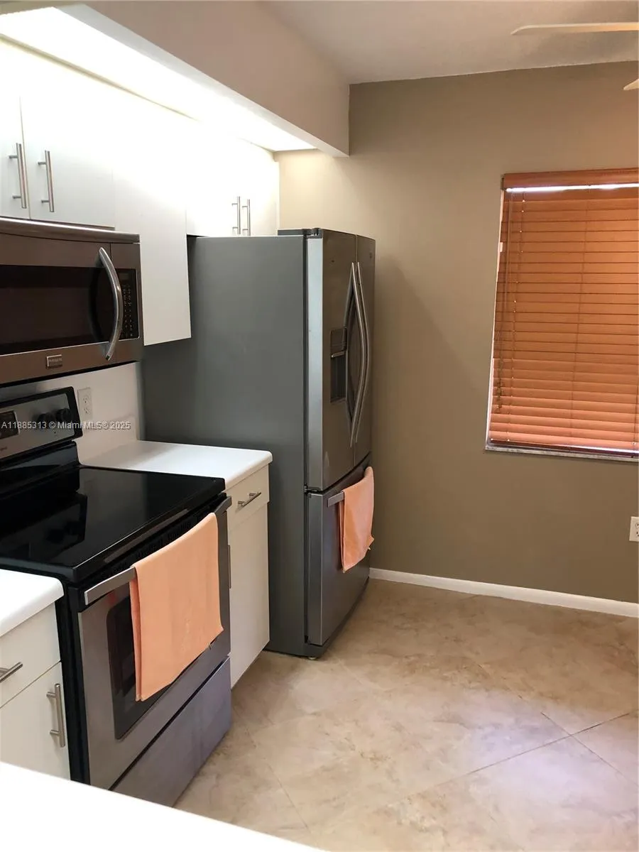 12550 SW 15th St, #307E