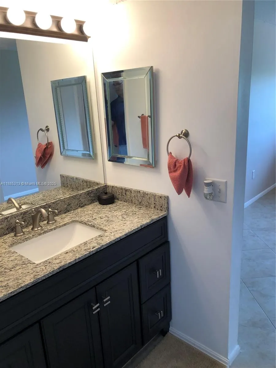 12550 SW 15th St, #307E