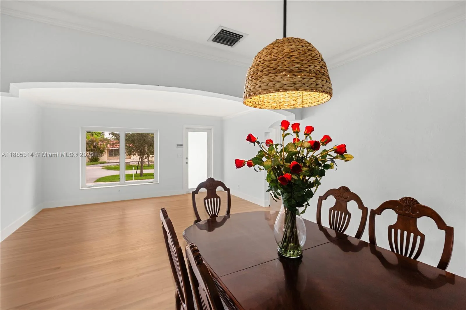 3018 Coconut Grove Dr