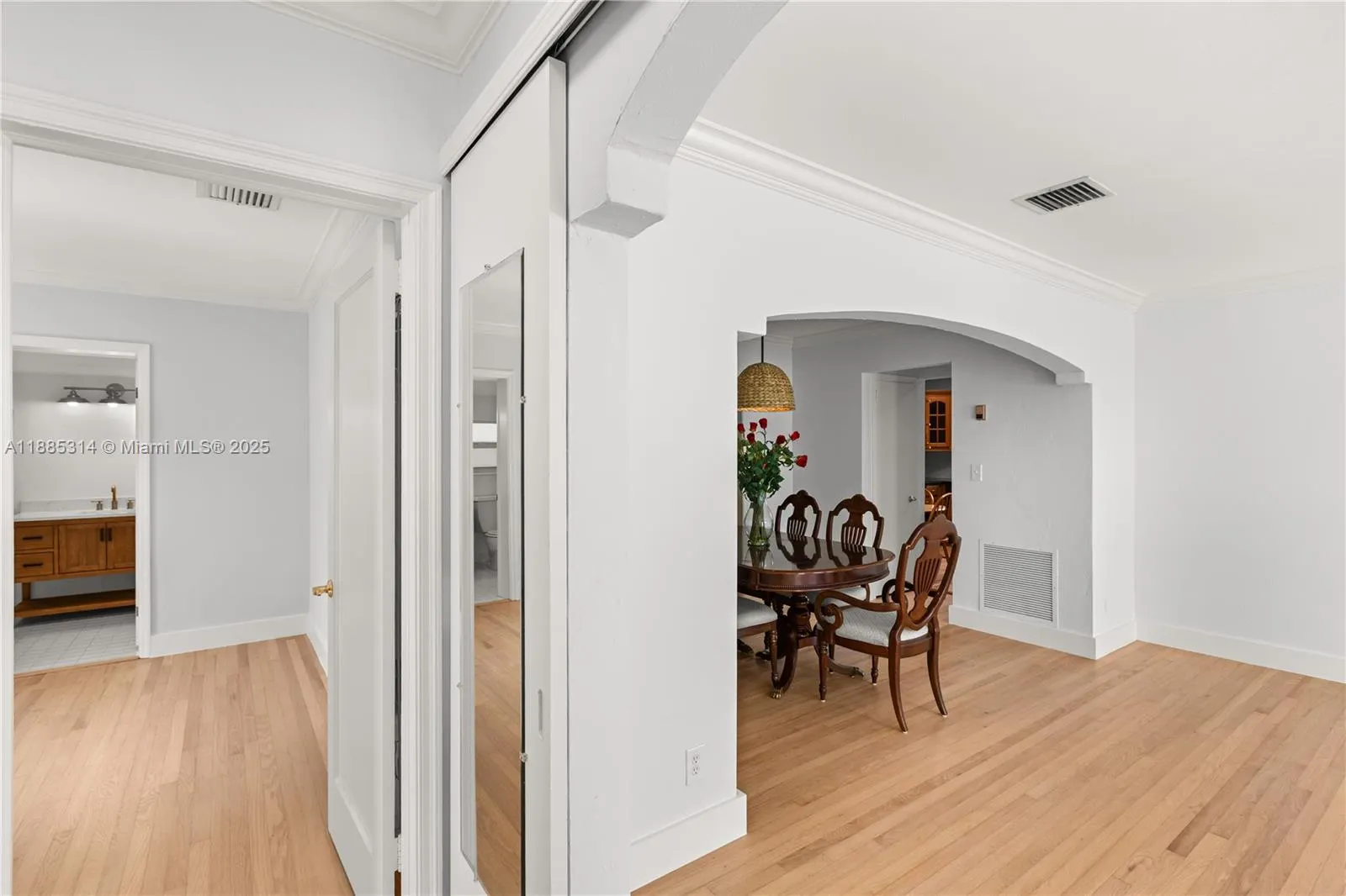 3018 Coconut Grove Dr