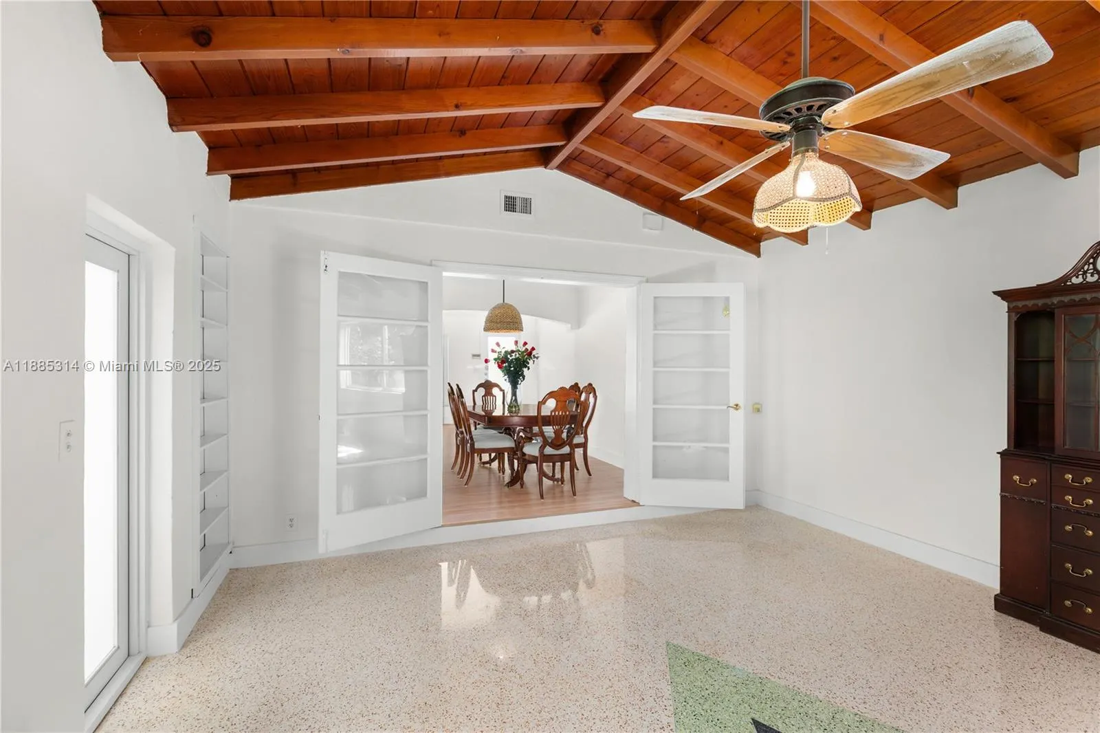 3018 Coconut Grove Dr