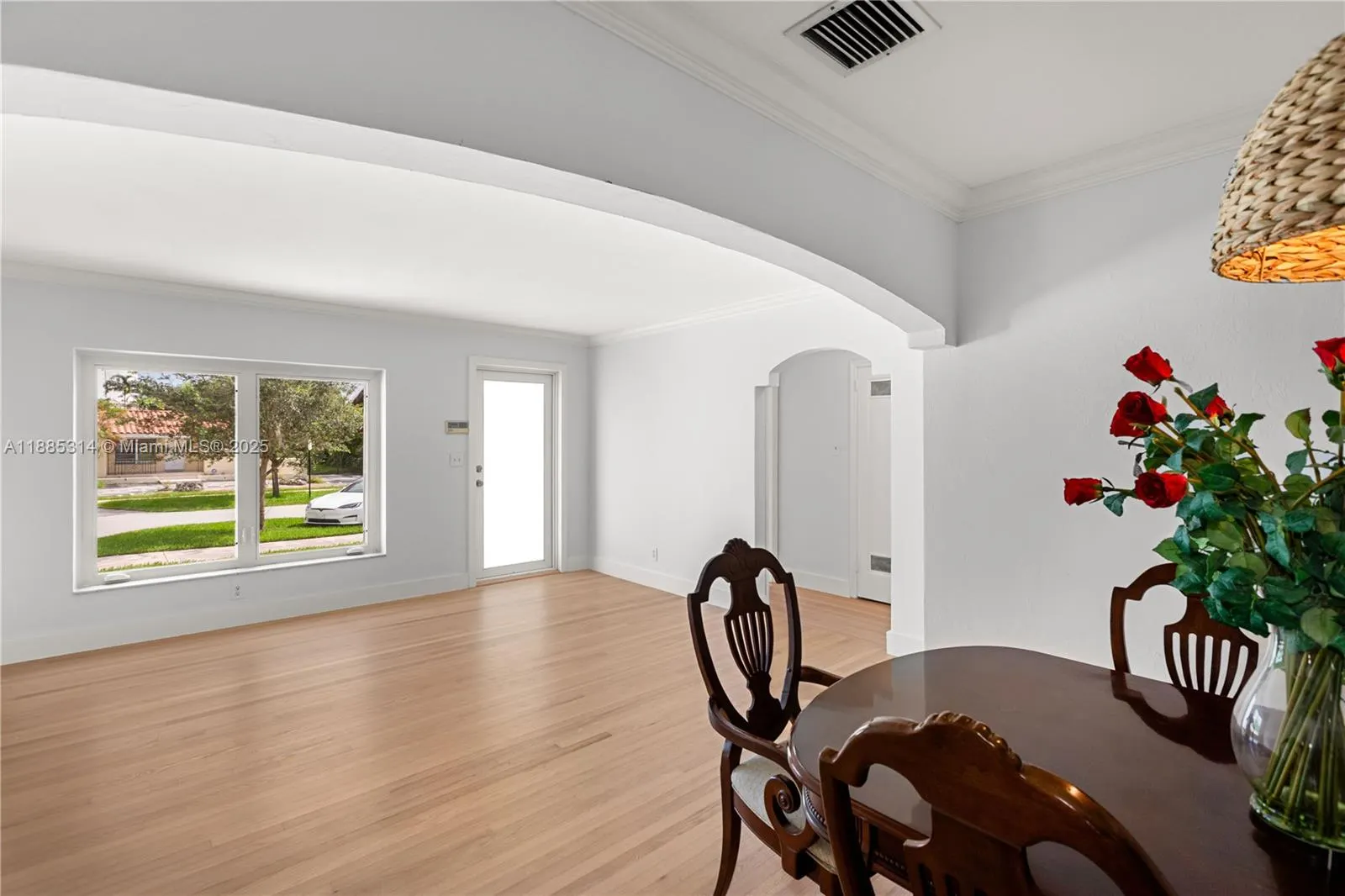 3018 Coconut Grove Dr