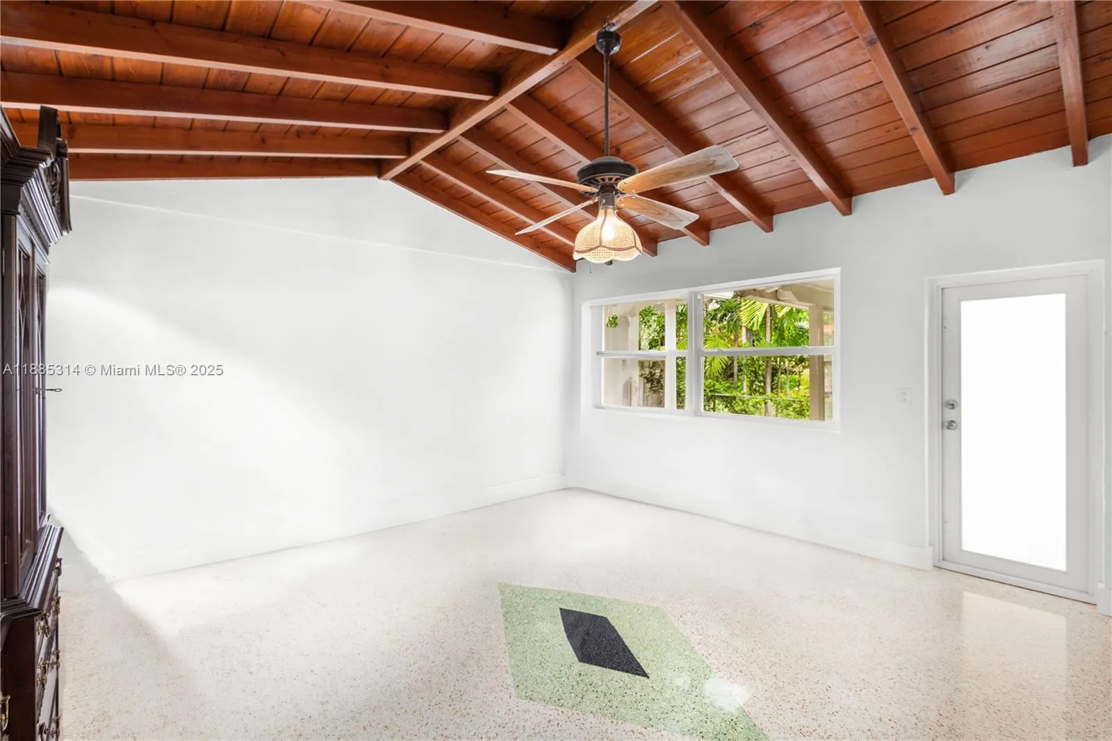 3018 Coconut Grove Dr