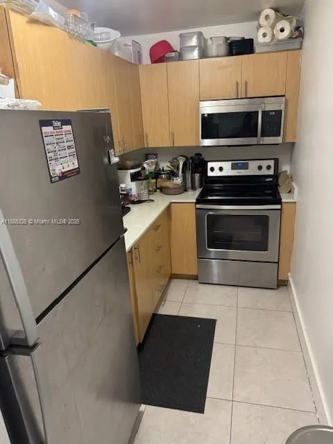 4855 NW 7th St, #401-6