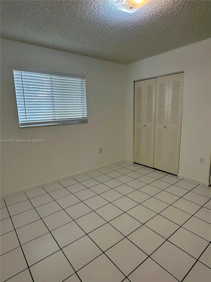 3041 W 76th St, #B-209
