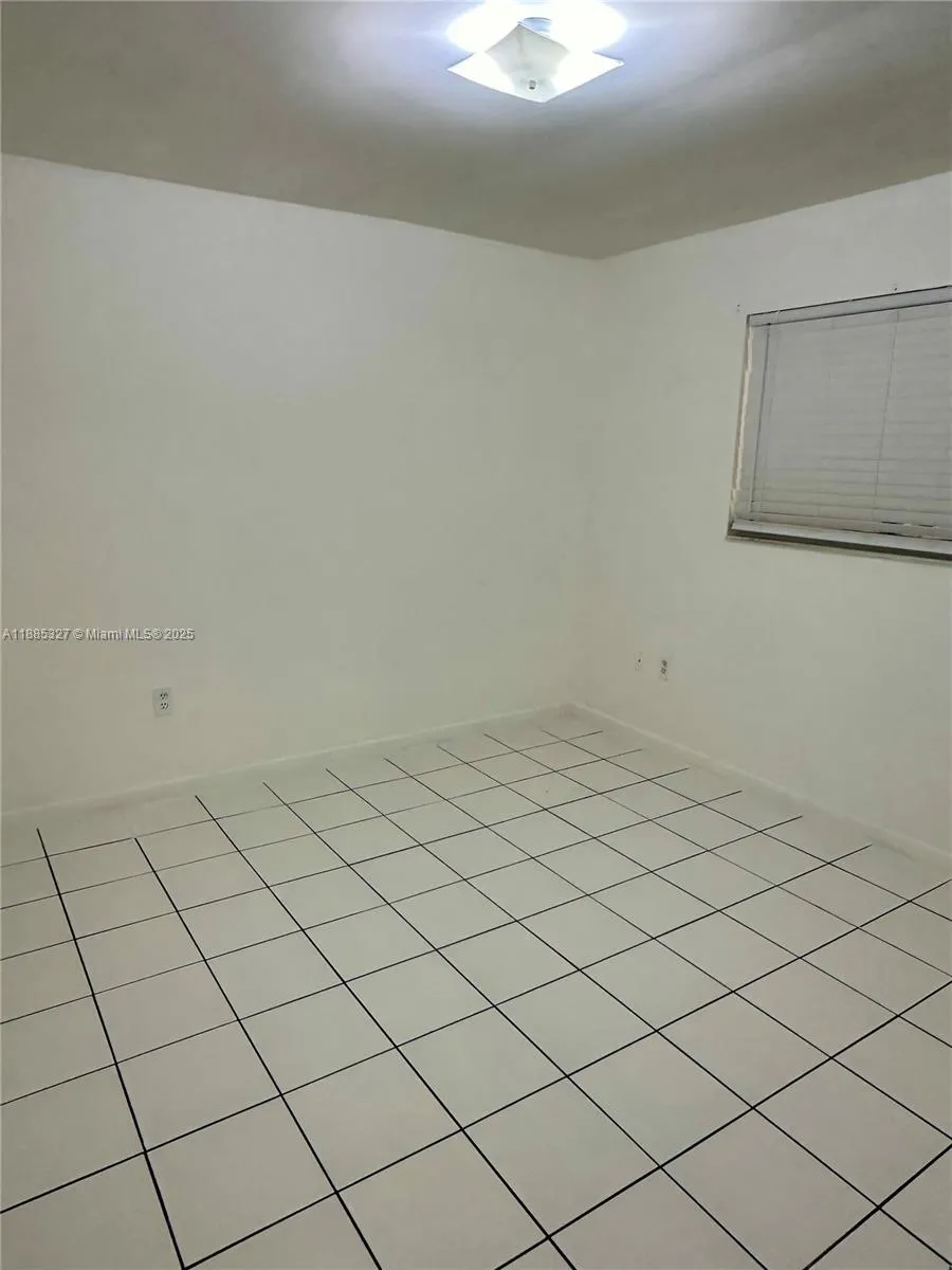 3041 W 76th St, #B-209