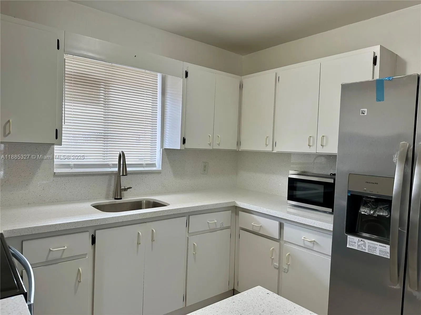 3041 W 76th St, #B-209