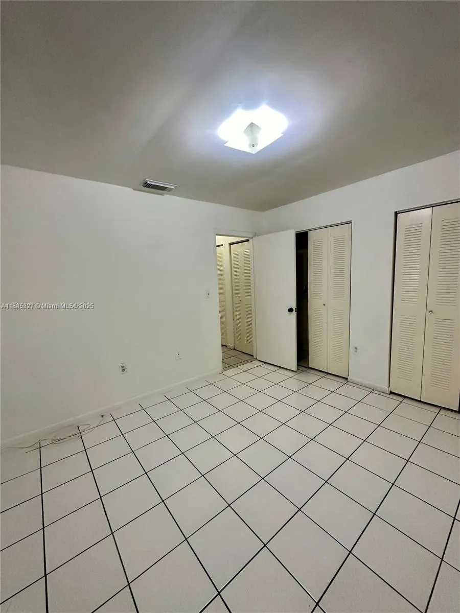 3041 W 76th St, #B-209
