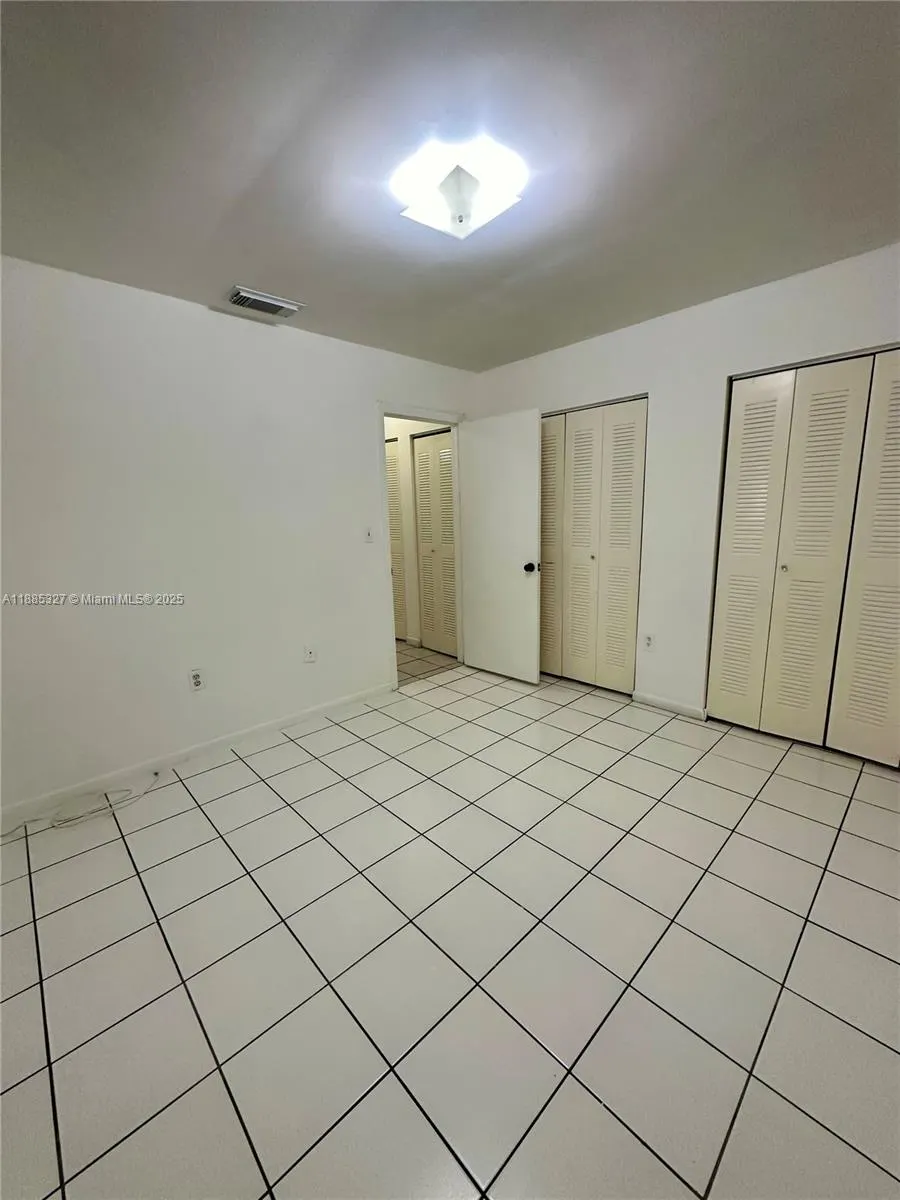3041 W 76th St, #B-209