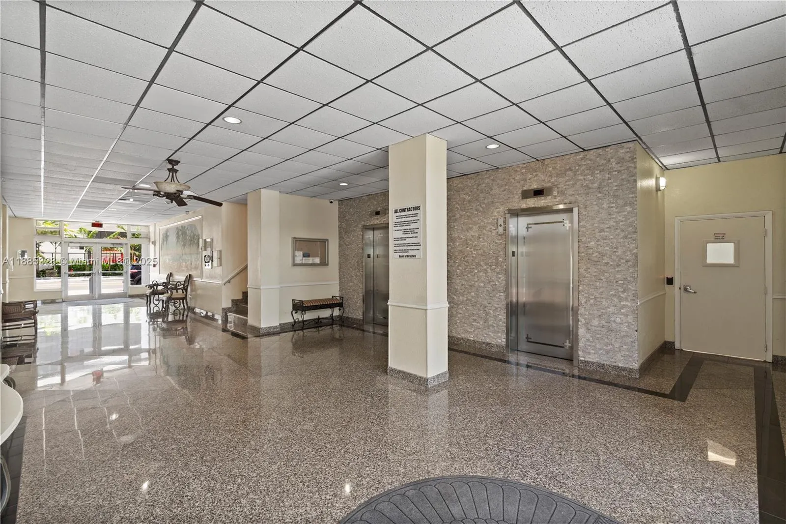 200 S Birch Rd, #1212