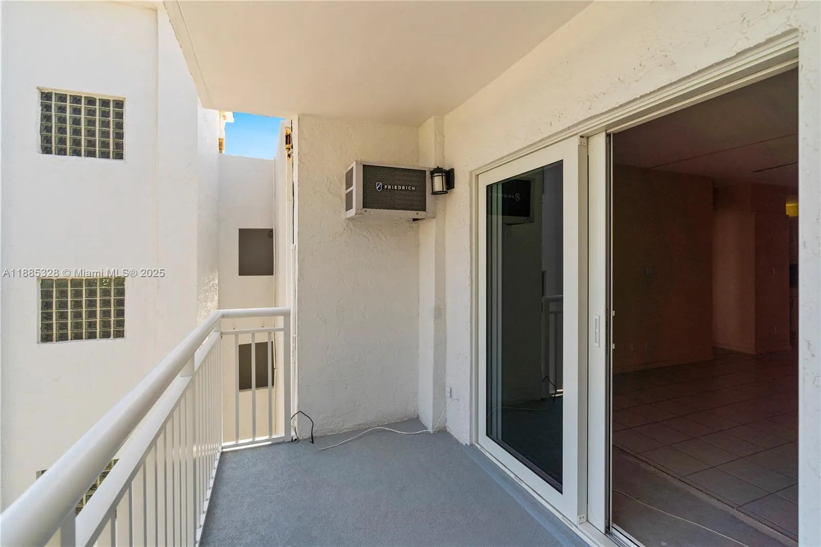 200 S Birch Rd, #1212