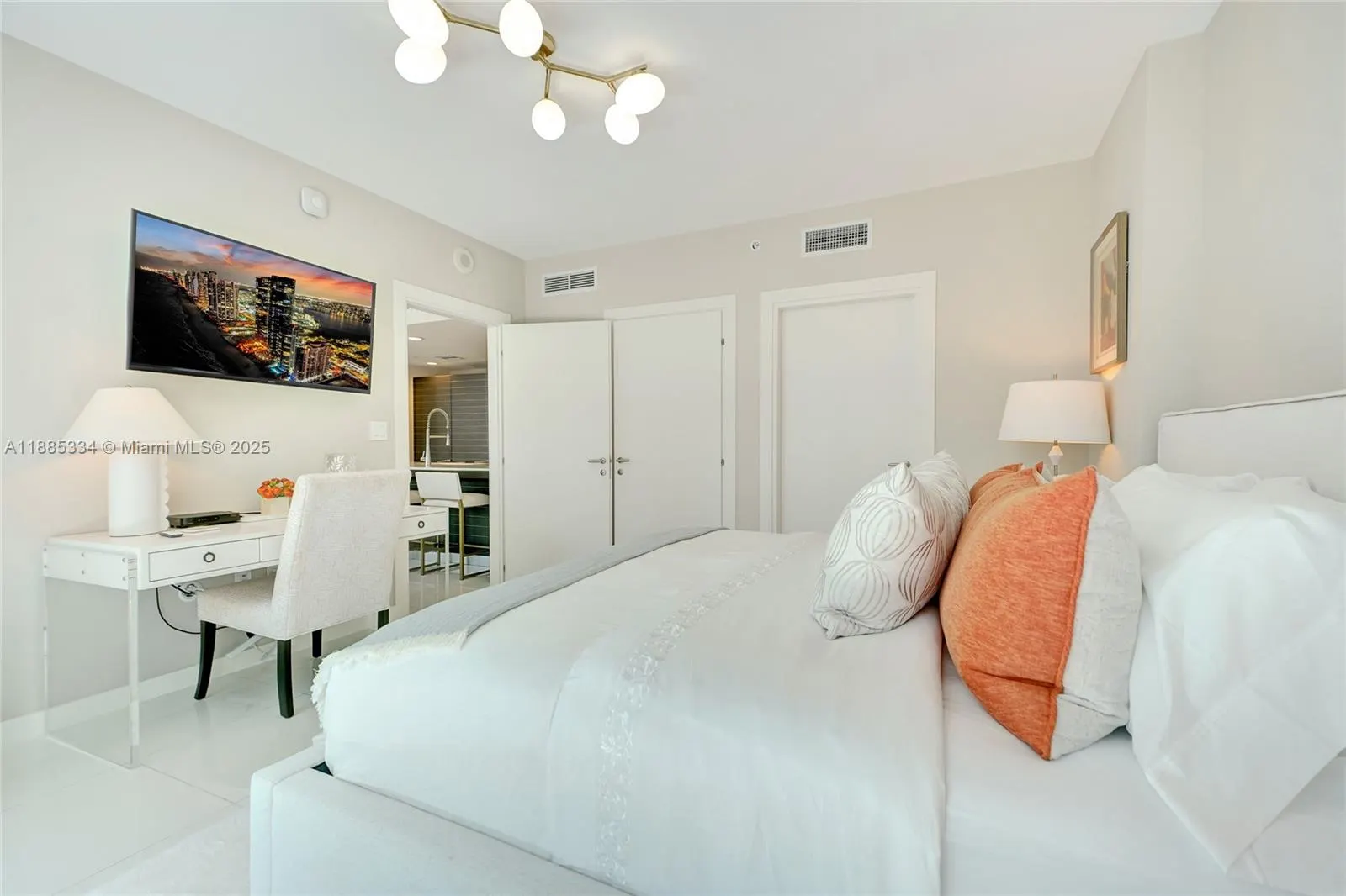 200 Biscayne Boulevard Way, #505