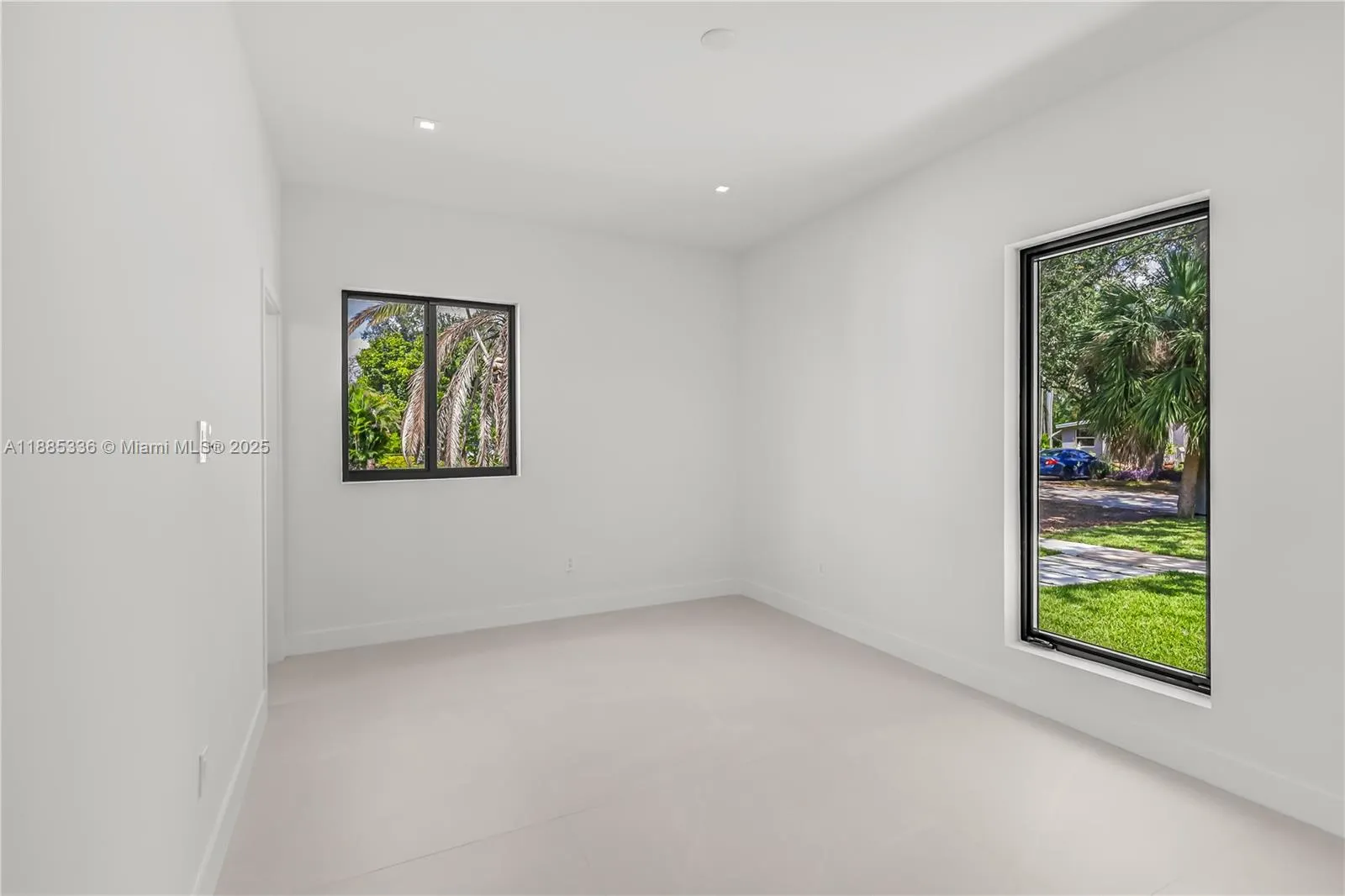 144 NW 110th St