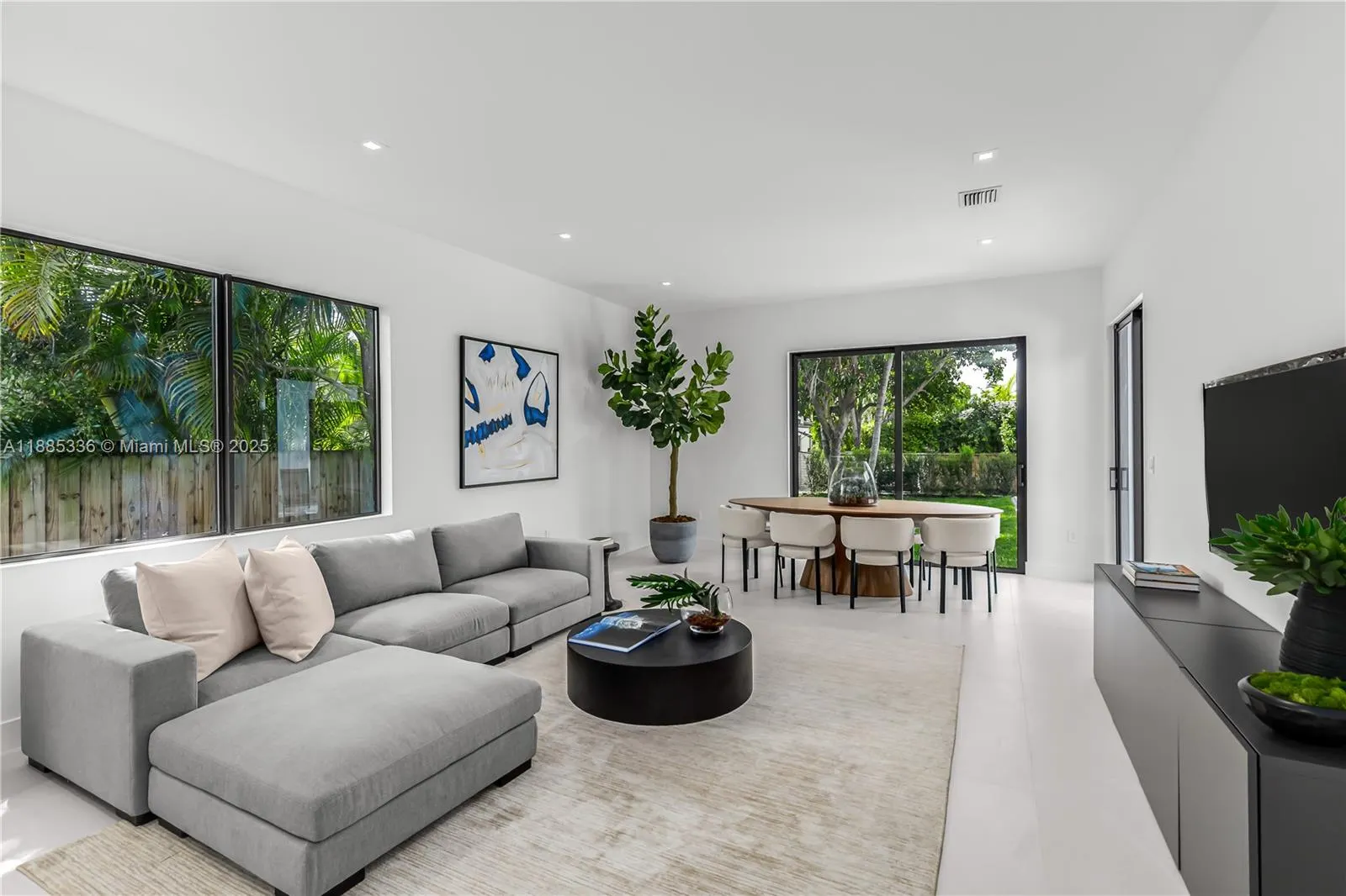 144 NW 110th St