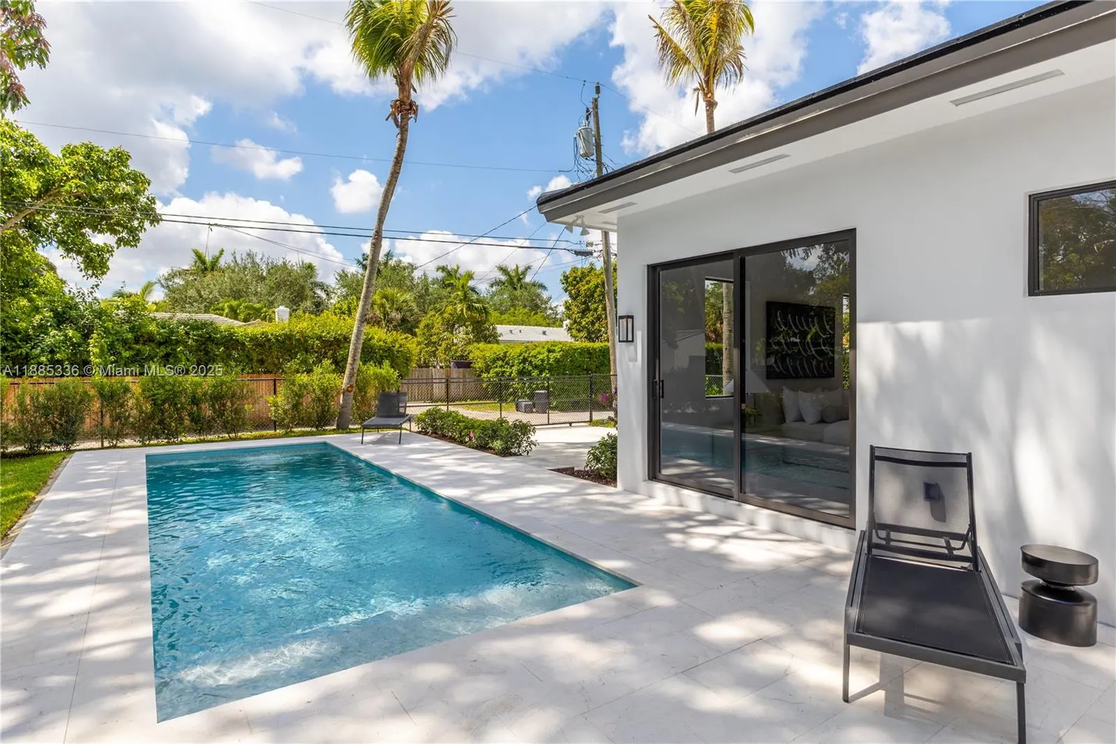 144 NW 110th St