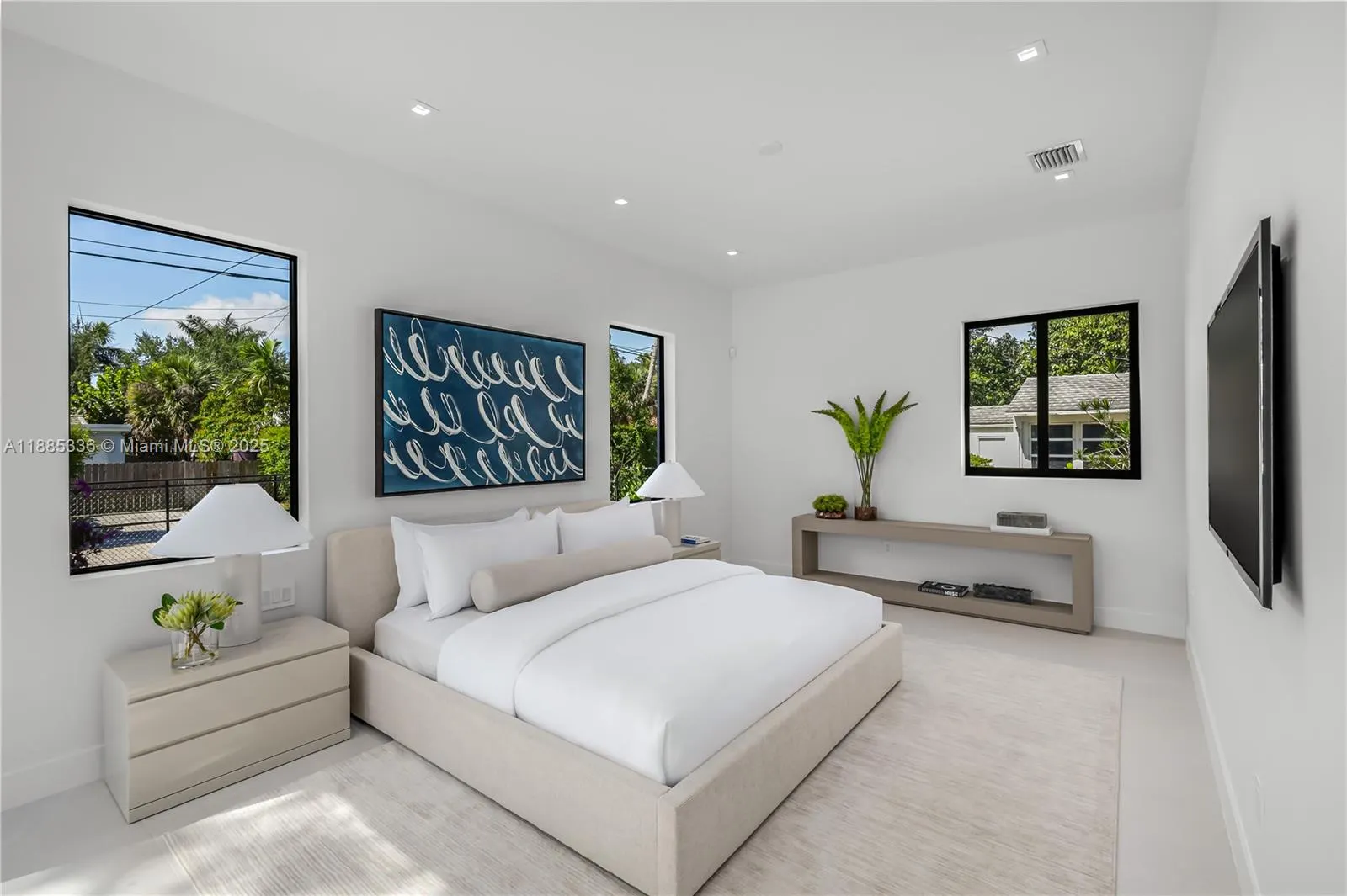 144 NW 110th St