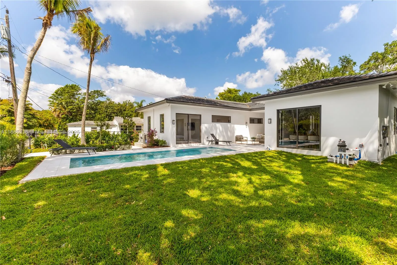 144 NW 110th St