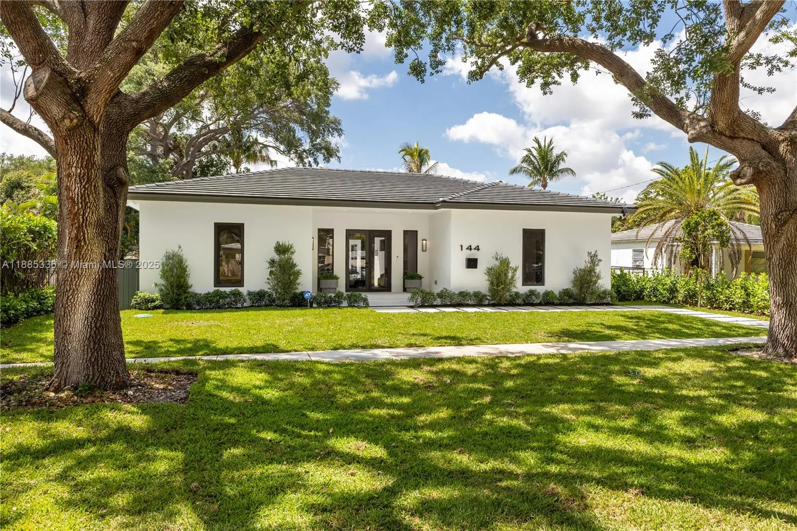 144 NW 110th St