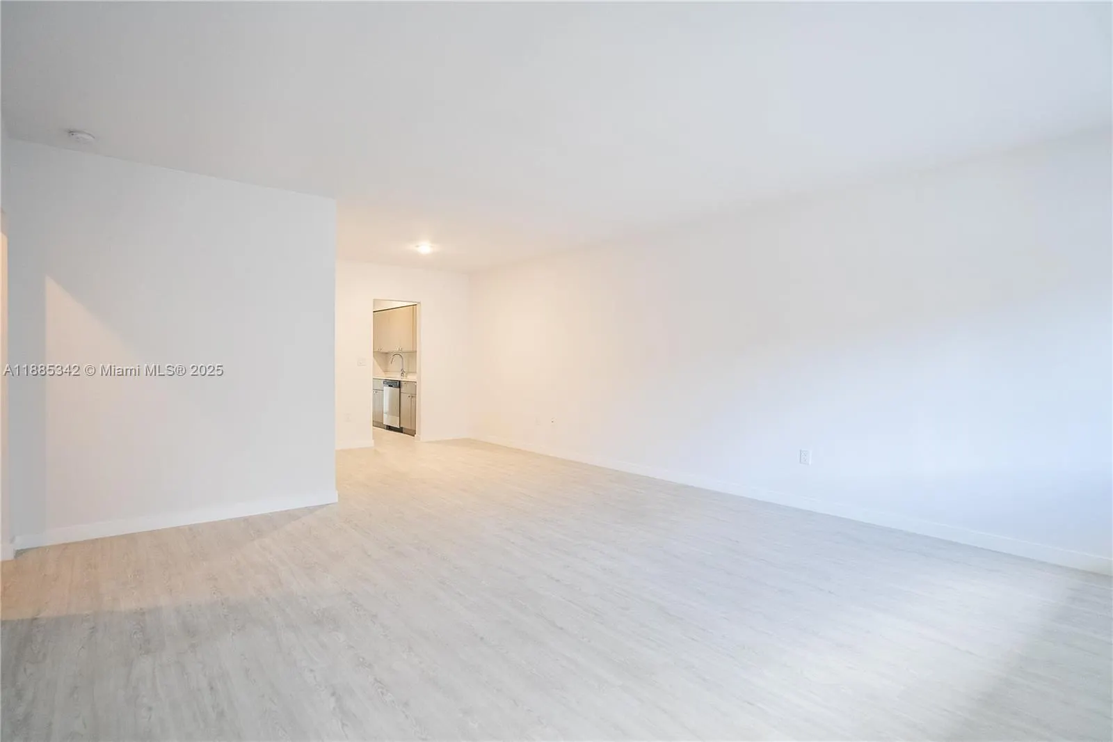 1185 98th St, #8