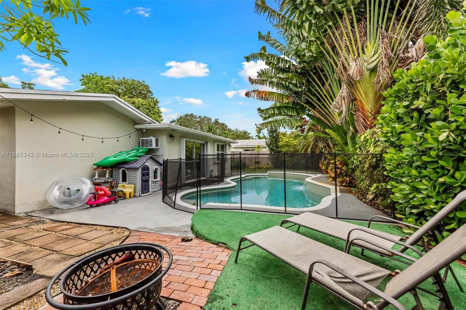 3321 NW 64th St