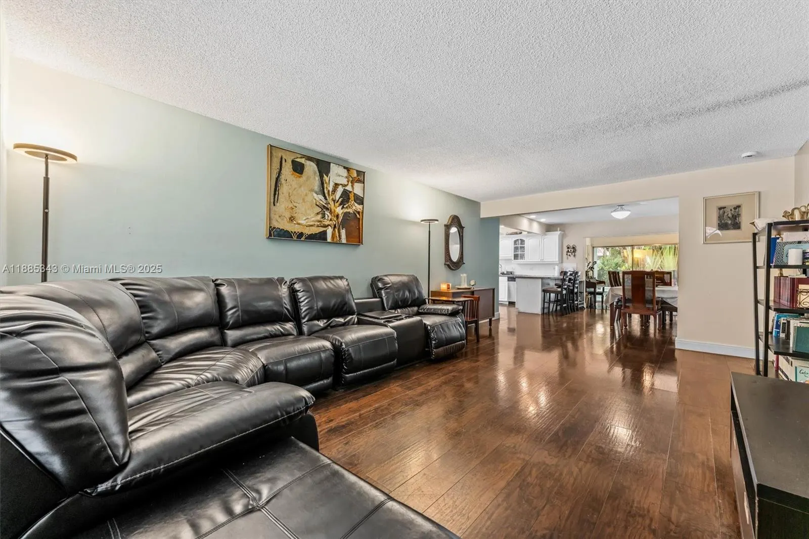 3321 NW 64th St
