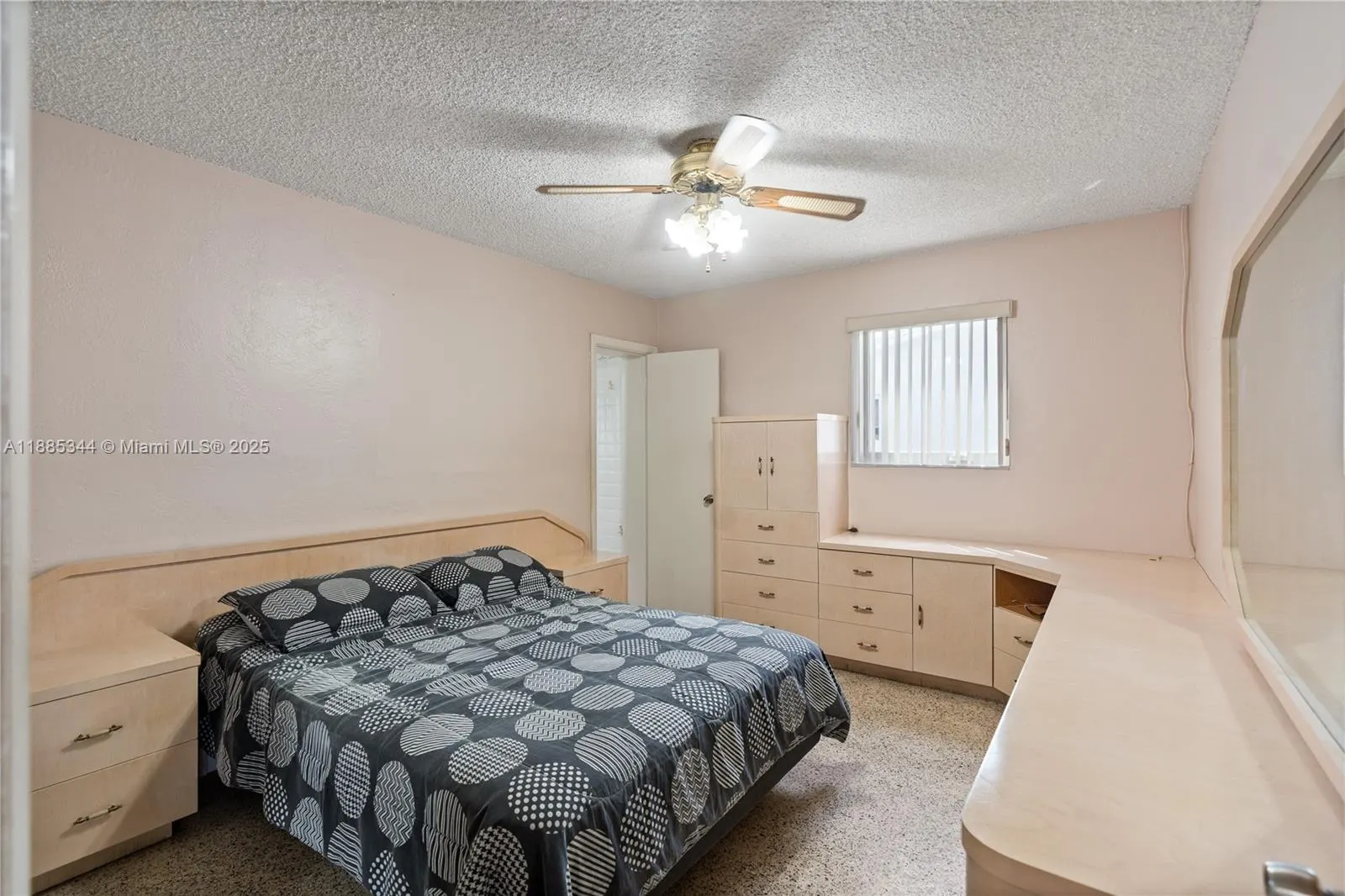 3425 SW 105th Ave