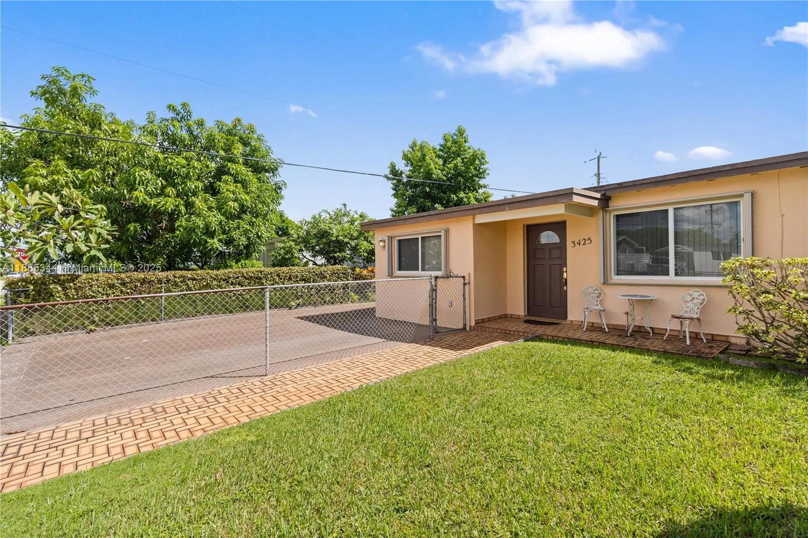 3425 SW 105th Ave