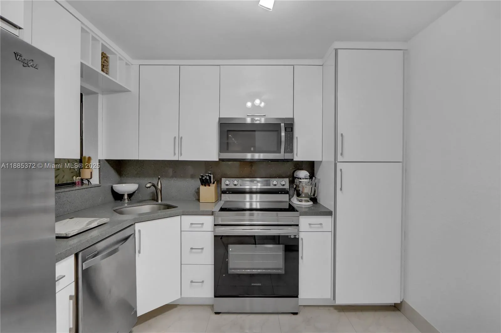 2505 NW 49th Ter, #733