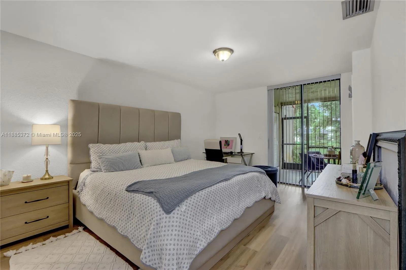 2505 NW 49th Ter, #733