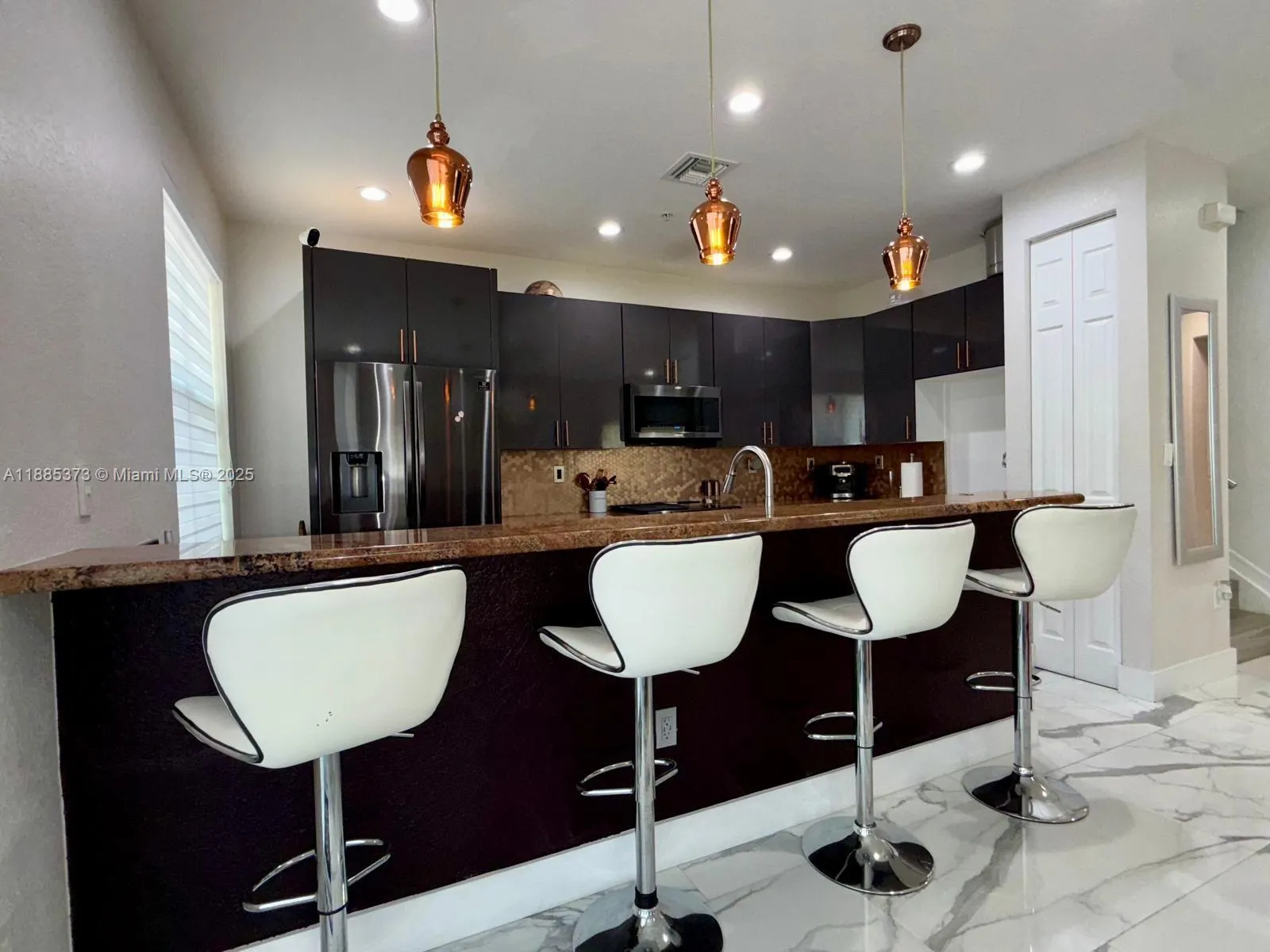 2851 W Prospect Rd, #704