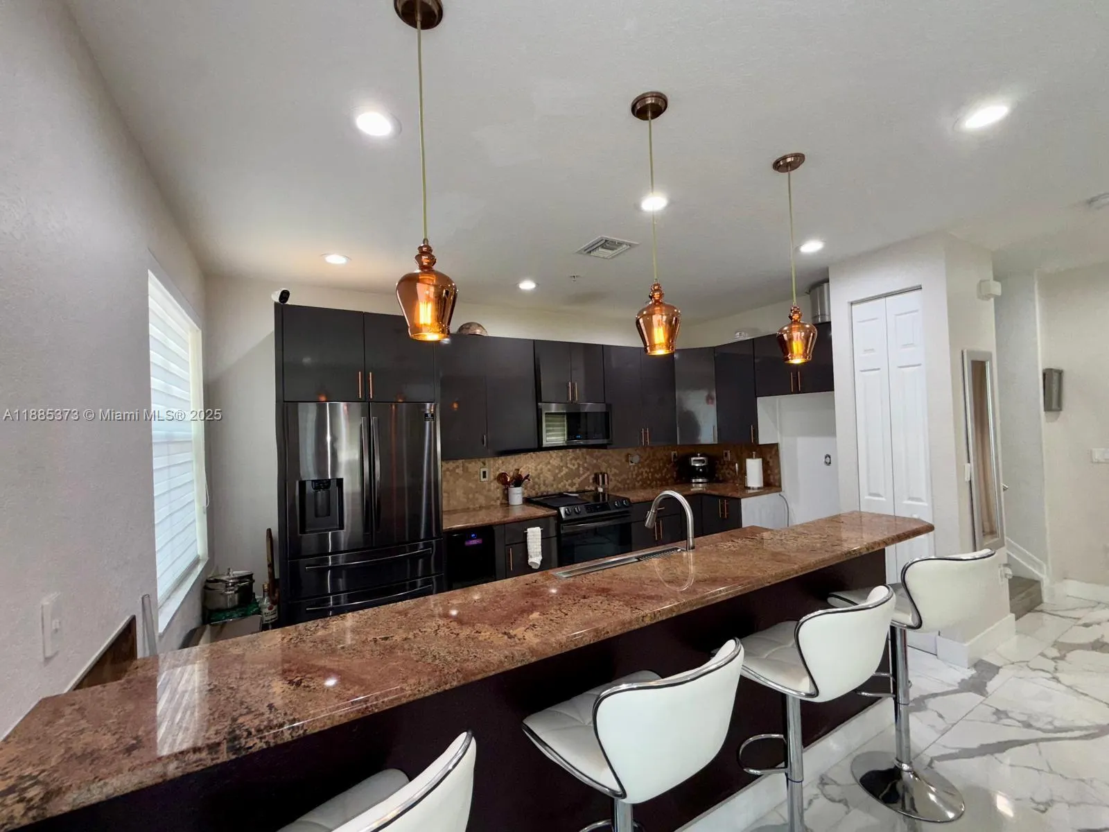 2851 W Prospect Rd, #704