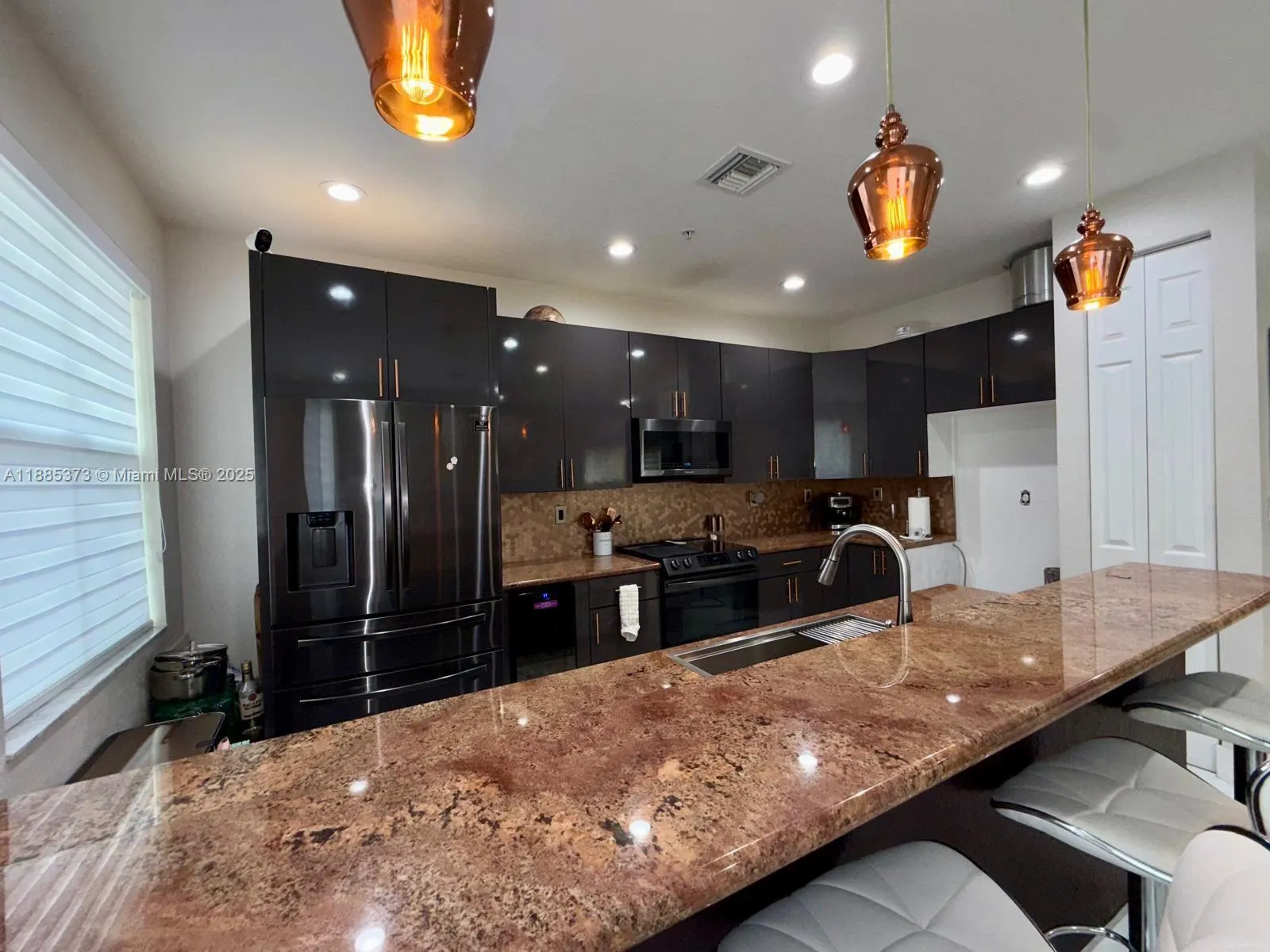 2851 W Prospect Rd, #704