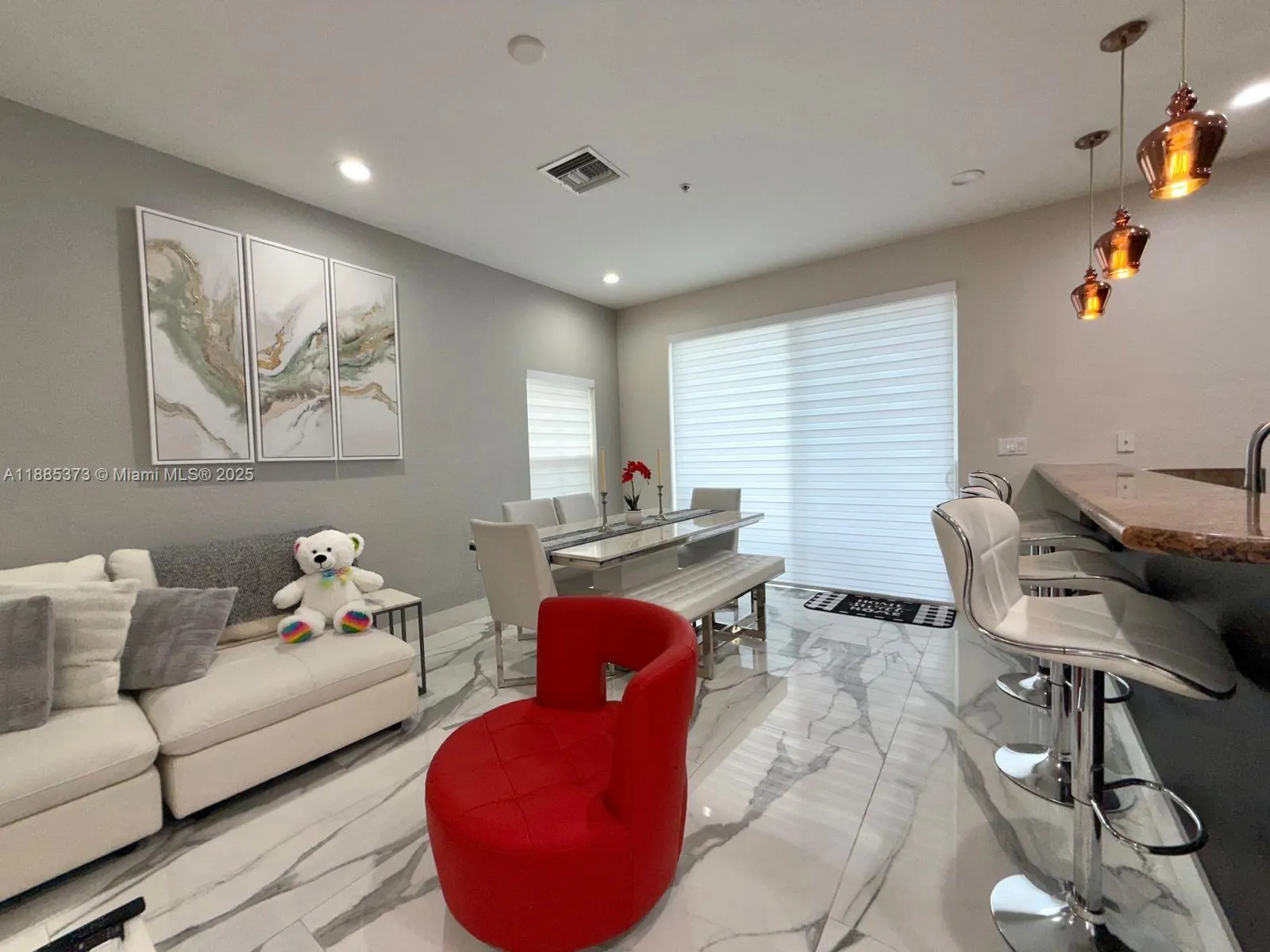 2851 W Prospect Rd, #704