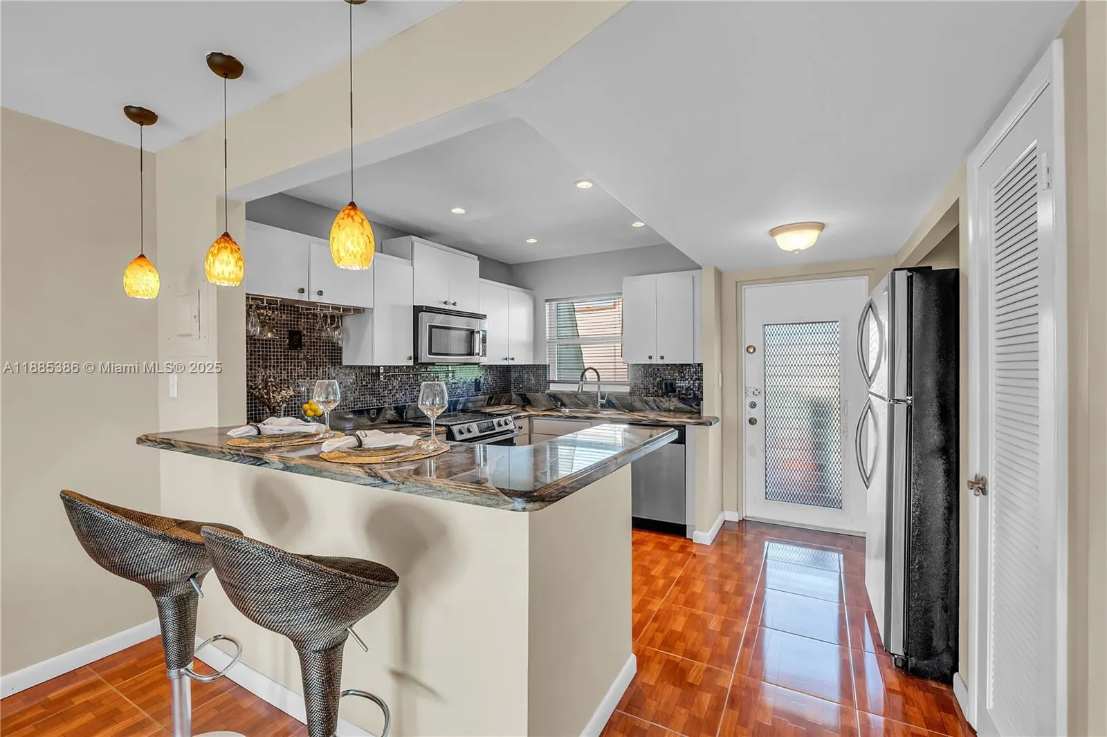 8950 Sunrise Lakes Blvd, #311