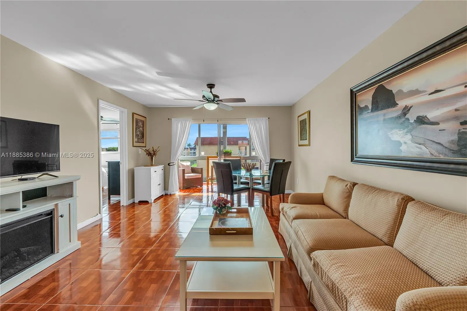 8950 Sunrise Lakes Blvd, #311