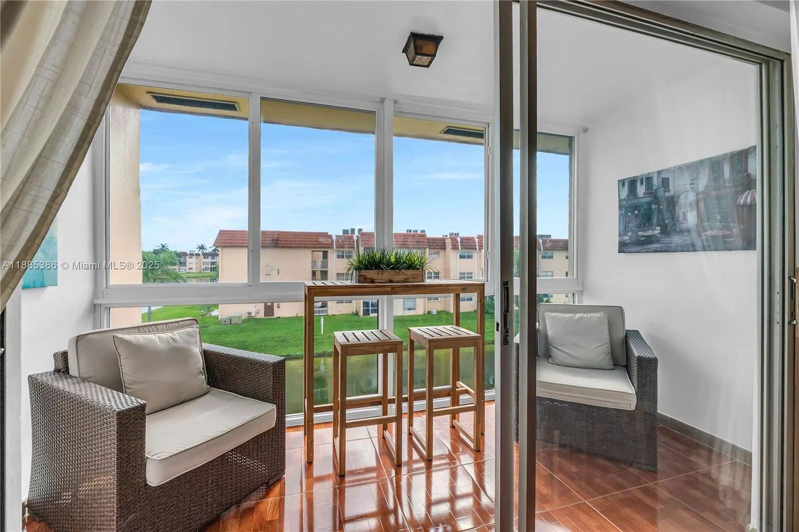 8950 Sunrise Lakes Blvd, #311